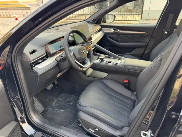 Geely Xingrui — Фото автомобиля 8