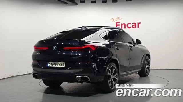 BMW X6 — Фото автомобиля 2