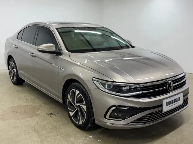 Volkswagen Bora — Фото автомобиля 3
