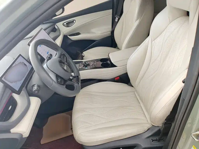 BYD Seal 06 GT — Фото автомобиля 14