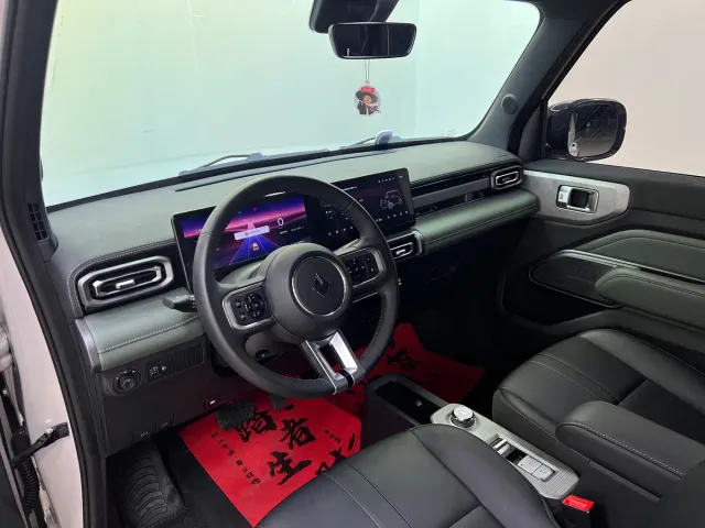 Baojun Yep — Фото автомобиля 13