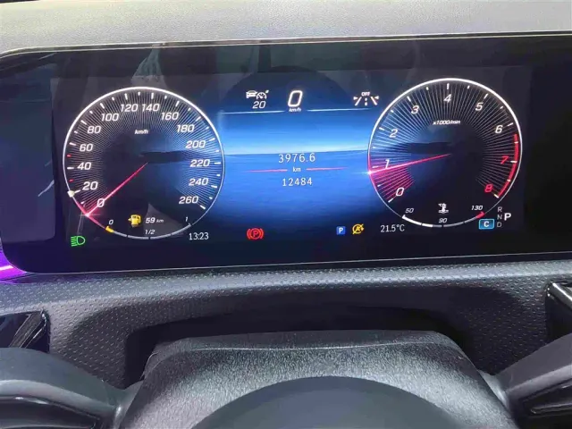Mercedes-Benz A-Class — Фото автомобиля 12