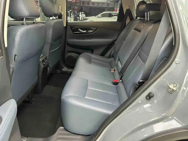 Nissan X-Trail — Фото автомобиля 21