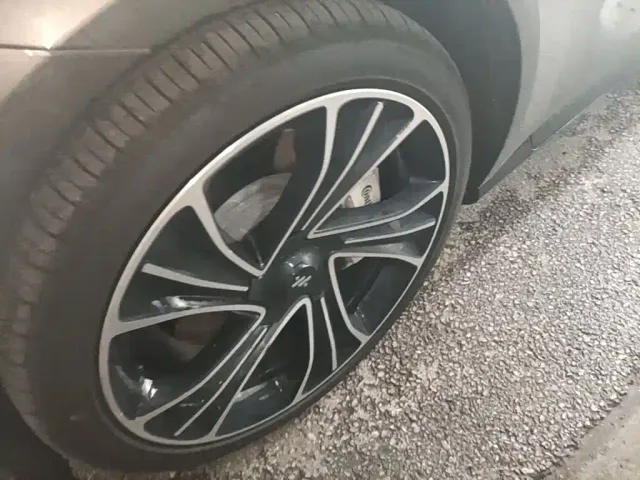 IM Motors L7 — Фото автомобиля 24