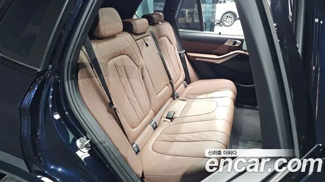 BMW X5 — Фото автомобиля 10
