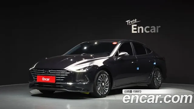 Фотография автомобиля — Hyundai Sonata DN8