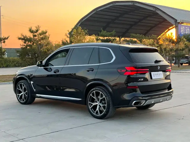 BMW X5 — Фото автомобиля 30