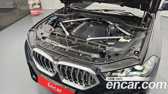 BMW X6 xDrive40i M Sport — Фото автомобиля 5