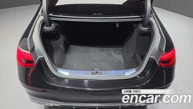 Mercedes-Benz S-Class S-класс W223 — Фото автомобиля 16
