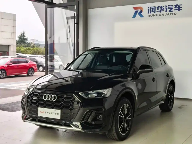 Фотография автомобиля — Audi Q5L