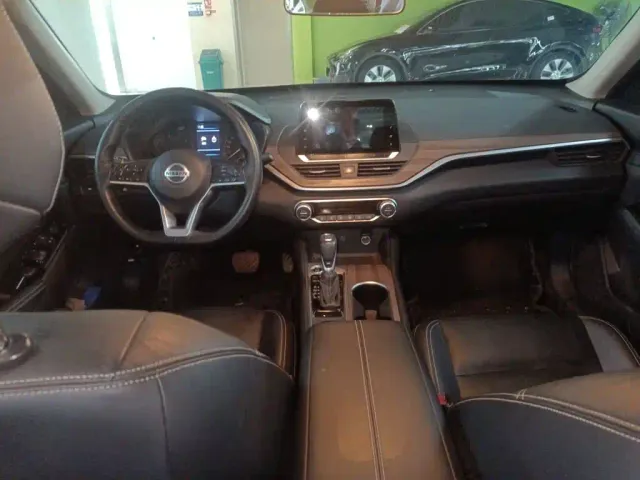 Nissan Teana — Фото автомобиля 5