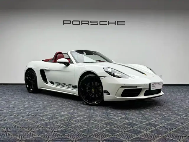 Porsche 718 — Фото автомобиля 9