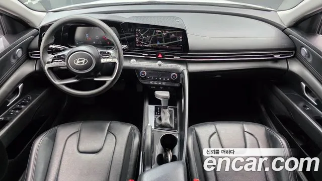 Hyundai Avante CN7 — Фото автомобиля 10