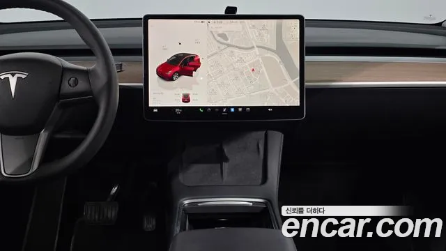 Tesla Model Y — Фото автомобиля 19