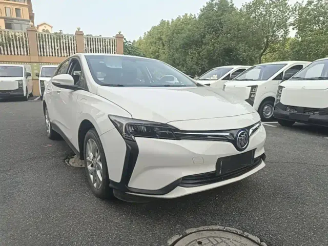 Buick Velite 6 — Фото автомобиля 3