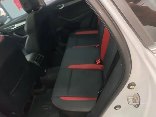 Skoda Karoq — Фото автомобиля 16