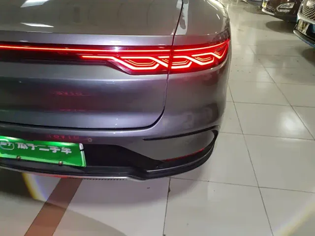 BYD Han — Фото автомобиля 7