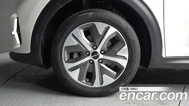 Kia Niro Niro Plus Earth — Фото автомобиля 5