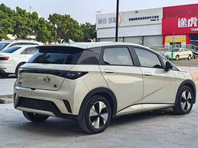 BYD Dolphin — Фото автомобиля 7