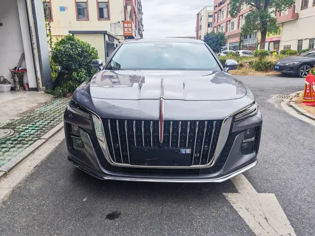 Hongqi H5 — Фото автомобиля 2