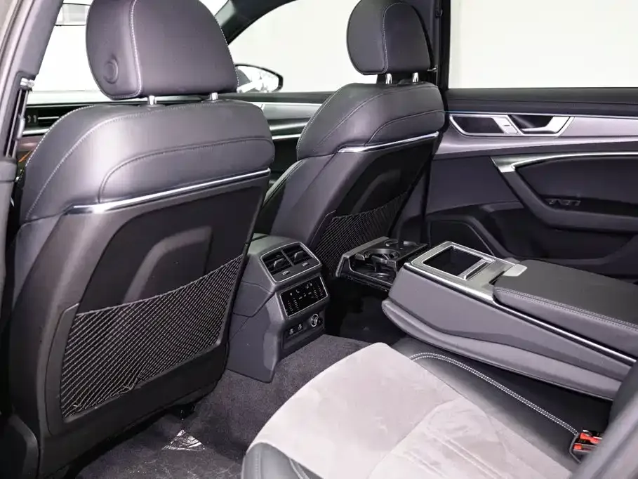 Audi Audi A6L 2024 45 TFSI Premium Dynamic — Фото автомобиля 15