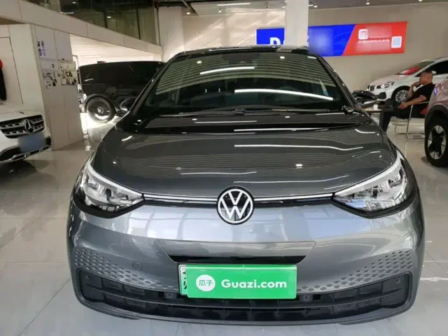 Volkswagen ID.3 — Фото автомобиля 2