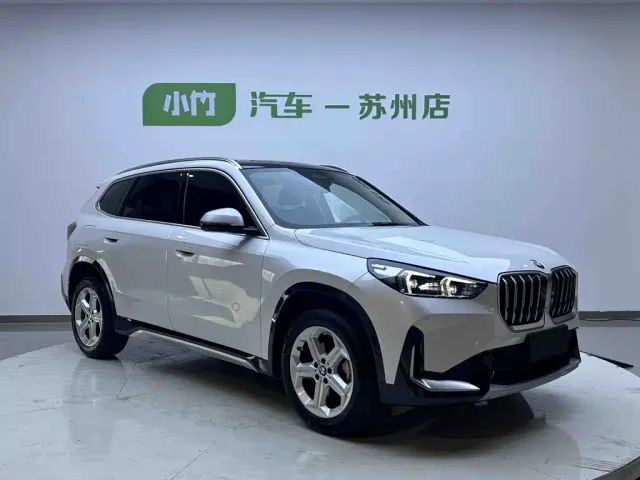 BMW X1 — Фото автомобиля 2
