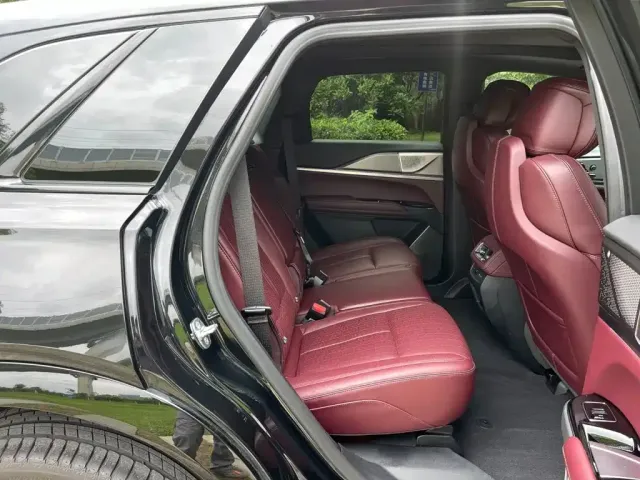 Cadillac XT5 — Фото автомобиля 17