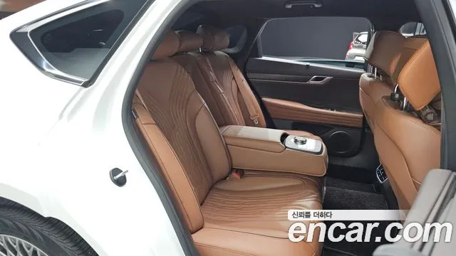 Genesis G80 Бензин 2.5 турбо 2WD — Фото автомобиля 10