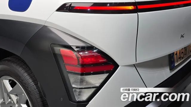 Hyundai Kona — Фото автомобиля 8
