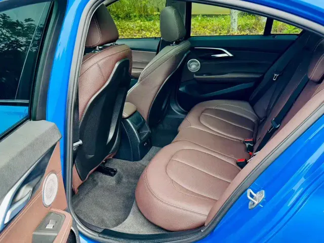 BMW 1 Series — Фото автомобиля 7