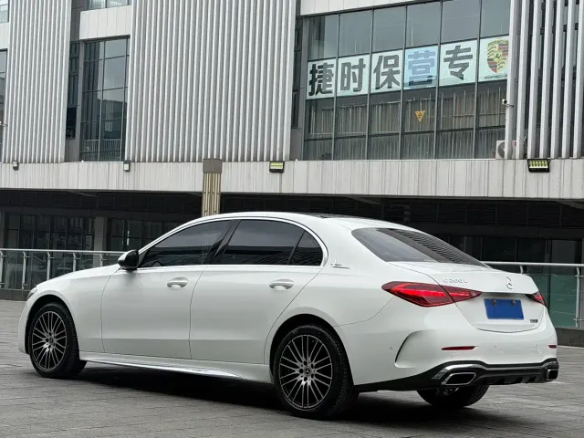 Mercedes-Benz C-Class — Фото автомобиля 11
