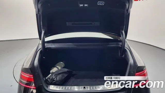Genesis G90 Бензин 3.5 турбо AWD — Фото автомобиля 18