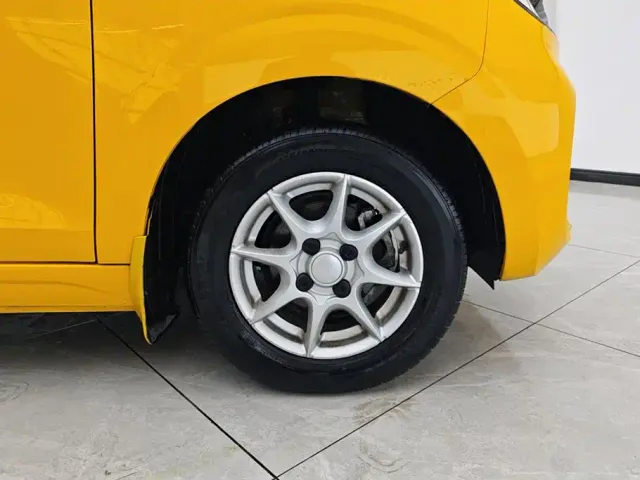 Roewe Clever — Фото автомобиля 6
