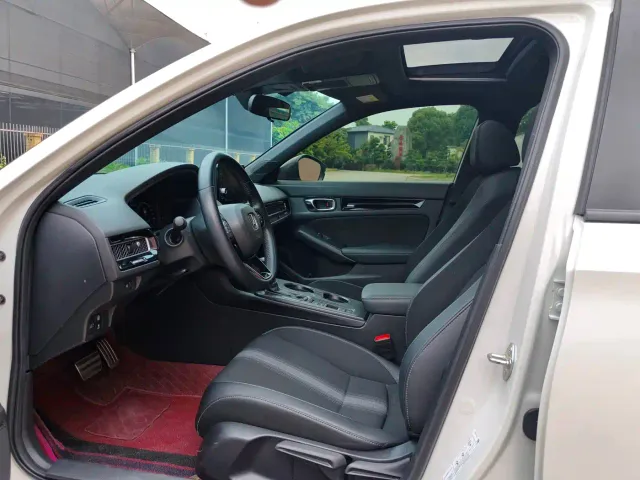 Honda Civic — Фото автомобиля 9