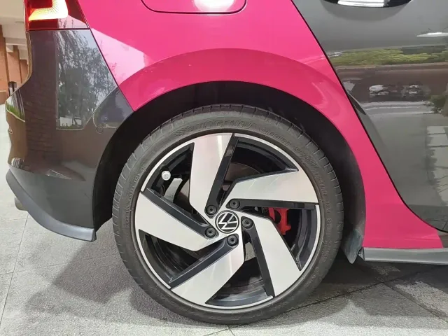 Volkswagen Golf GTI — Фото автомобиля 18