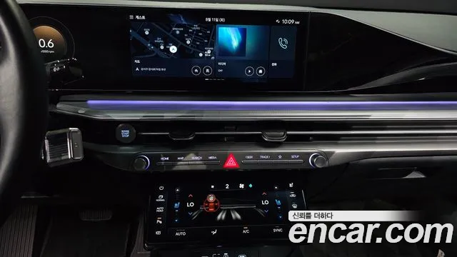 Hyundai Grandeur Grandeur (GN7) 3.5 Бензин 2WD — Фото автомобиля 14