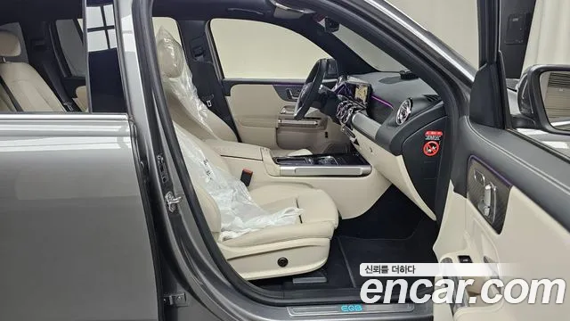 Mercedes-Benz EQB — Фото автомобиля 26
