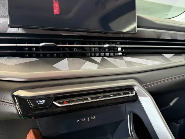 Geely Vision X6 — Фото автомобиля 10
