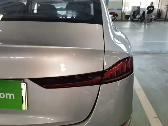 Roewe D7 — Фото автомобиля 7
