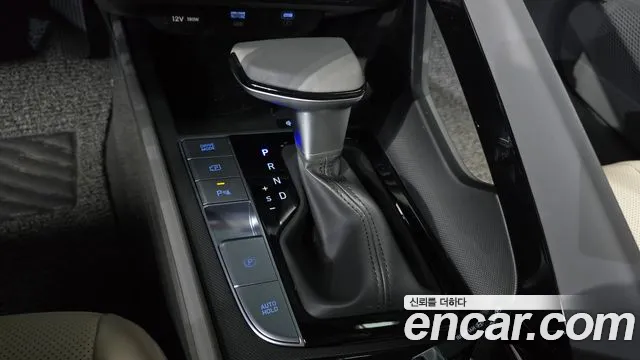 Hyundai AVANTE Новый Avante (CN7) — Фото автомобиля 9