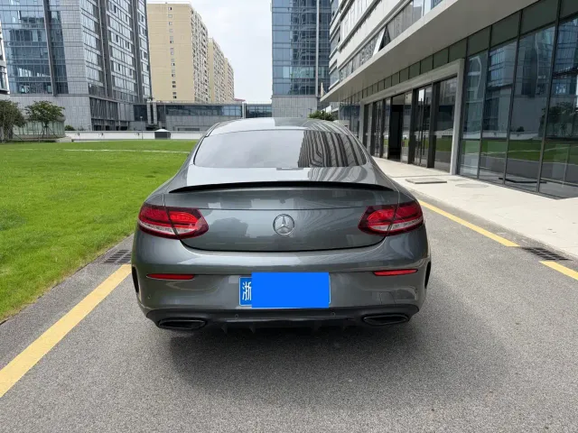Mercedes-Benz C-Class — Фото автомобиля 3