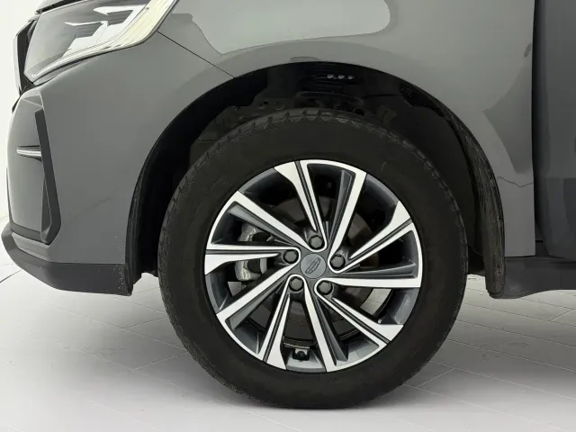 Geely Vision X6 — Фото автомобиля 22