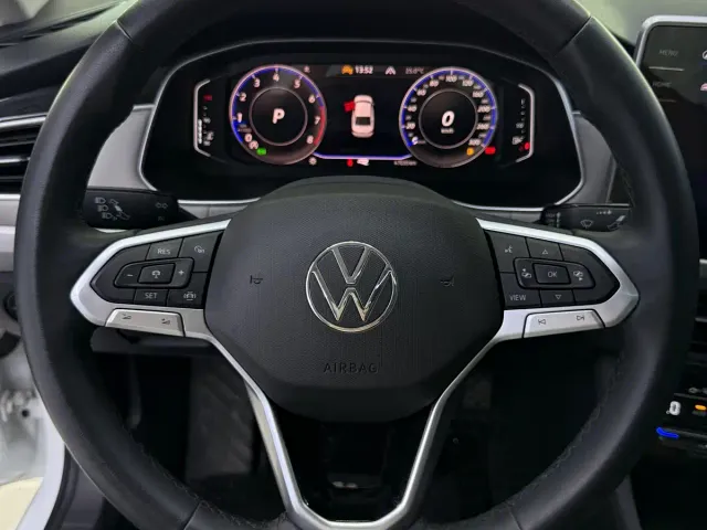 Volkswagen Bora — Фото автомобиля 16