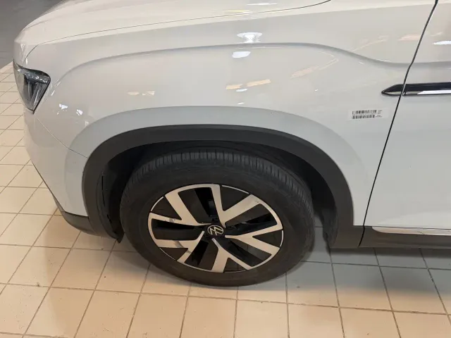 Volkswagen Tayron — Фото автомобиля 3