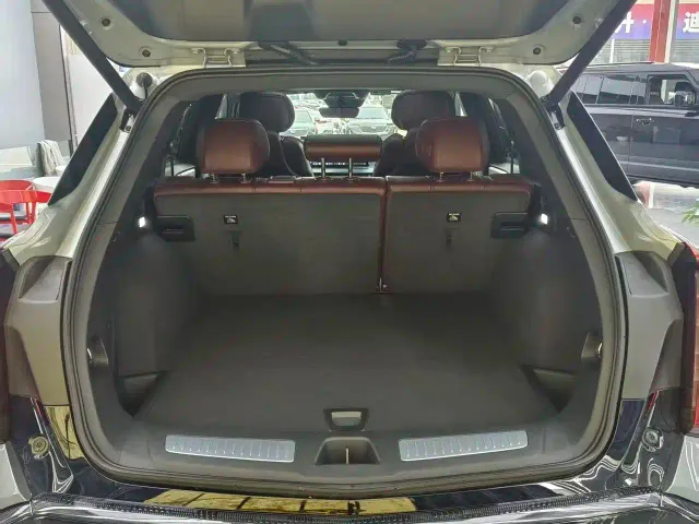 Cadillac XT5 — Фото автомобиля 19