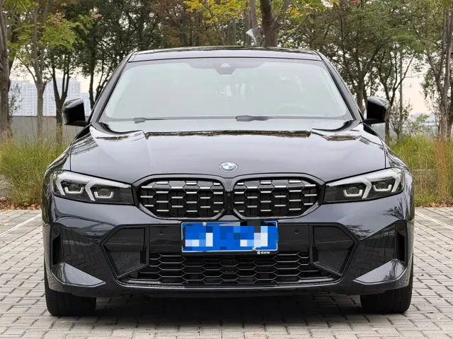 BMW 3 Series — Фото автомобиля 2