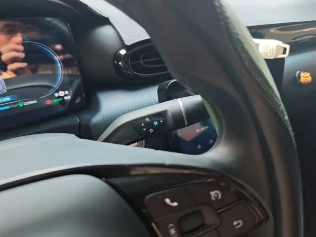 Leapmotor T03 — Фото автомобиля 13