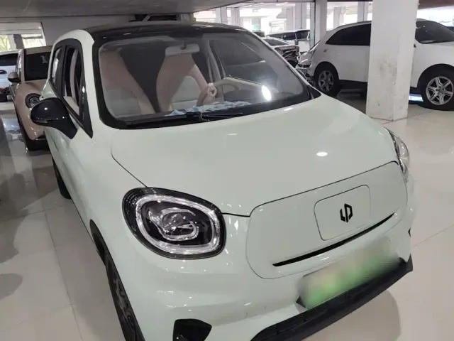 Leapmotor T03 — Фото автомобиля 3