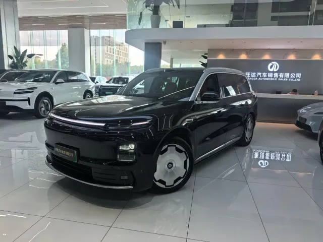 Фотография автомобиля — Leapmotor D Series